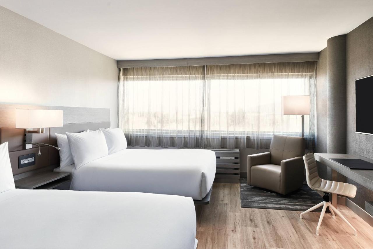 Ac Hotel By Marriott Pleasanton Exterior photo