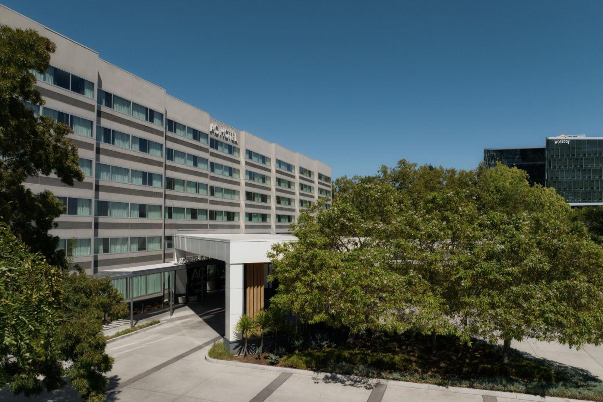 Ac Hotel By Marriott Pleasanton Exterior photo