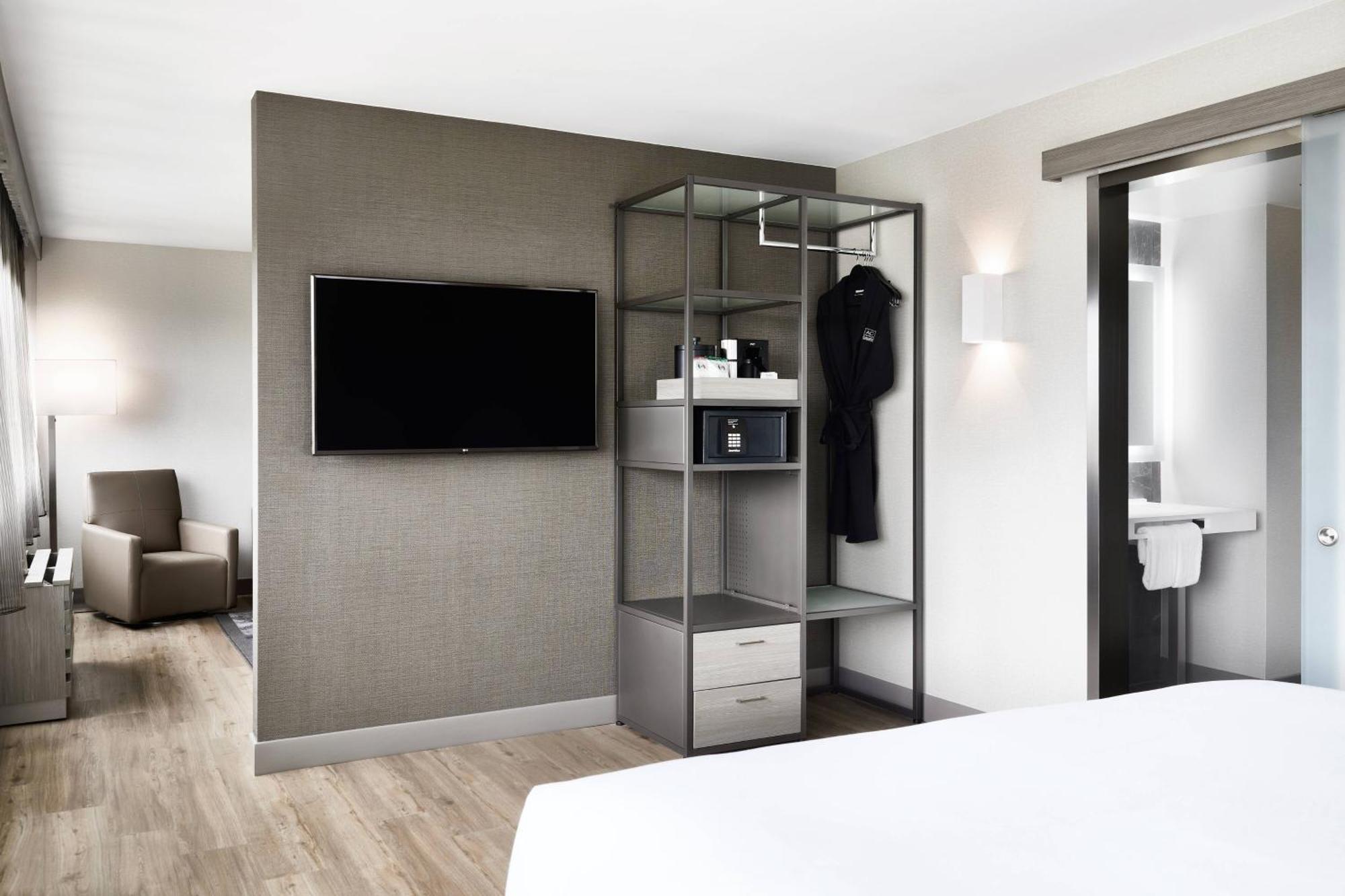 Ac Hotel By Marriott Pleasanton Exterior photo
